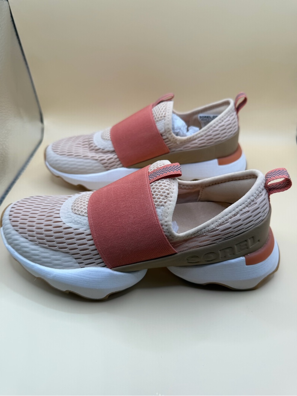 Sorel Kinetic Lite Slip-On Sneakers Blush Pink Mesh Size 5
